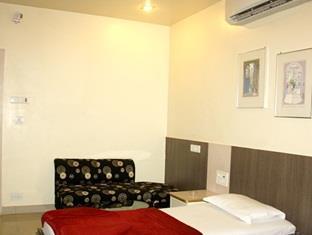 Hotel Excel Executive Amravati Dış mekan fotoğraf