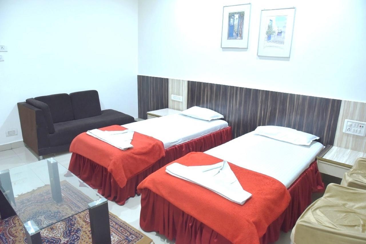 Hotel Excel Executive Amravati Dış mekan fotoğraf